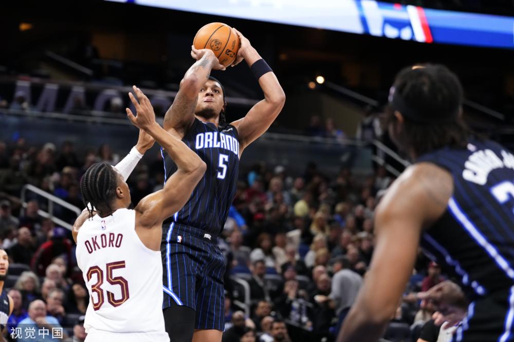 员或替补球 员或替补球